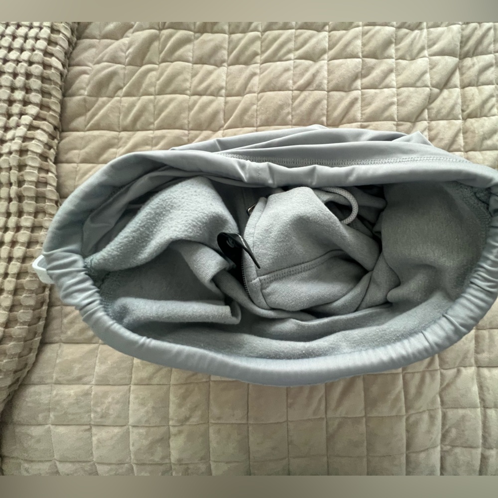 Wisconsin State Fair QuikFlip Zip Hoodie/ Drawstring Bag - 2XL - Picture 6 of 9